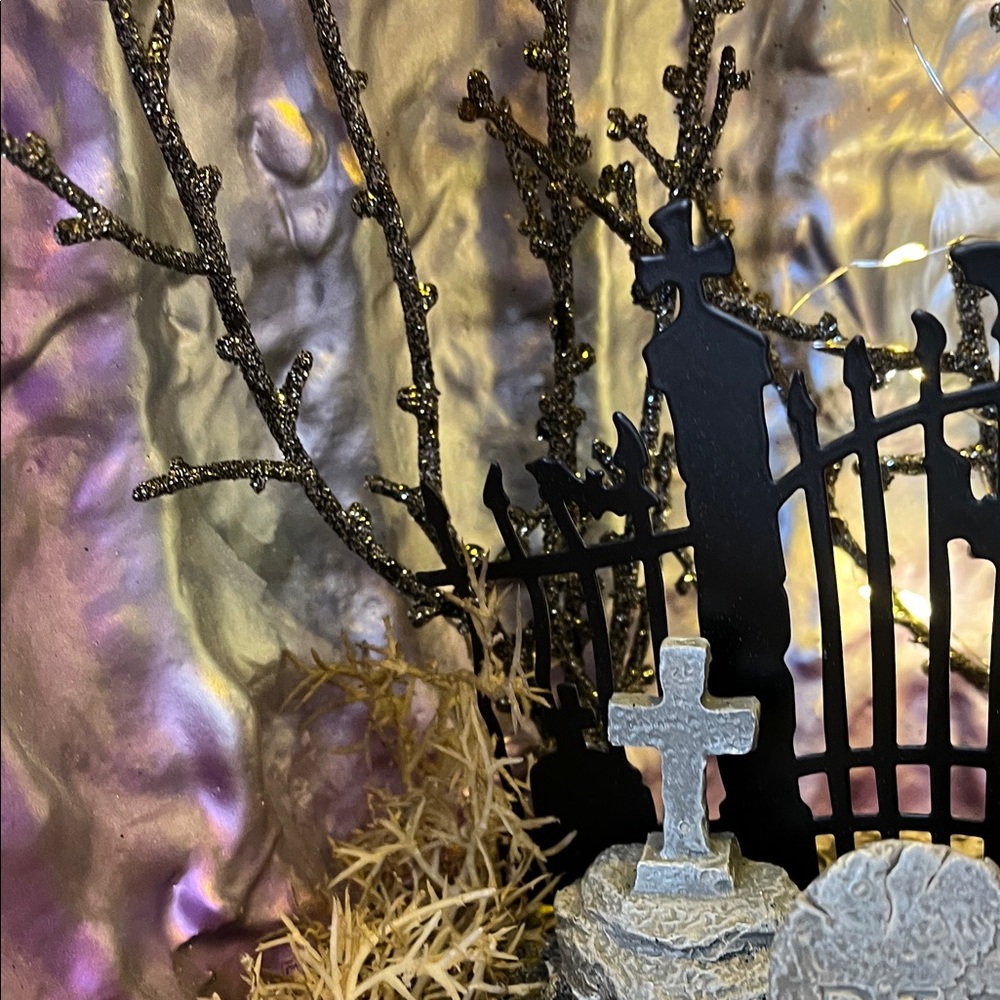 Halloween Light-Up Pumpkin Decoration - Picture 4 of 16